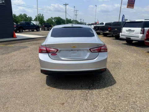 More photos of 2019 Chevrolet Malibu LT Sedan 4D at Instant Auto Sales Lancaster, OH