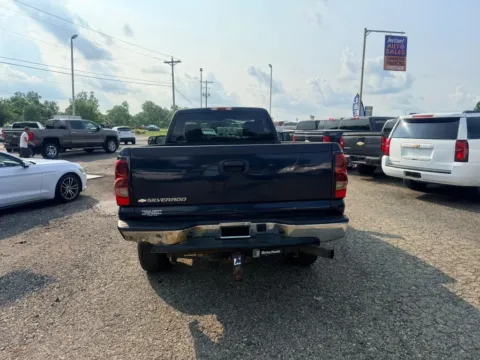 More photos of 2007 Chevrolet Silverado (Classic) 3500 Regular Cab LS Pickup 2D 8 ft at Instant Auto Sales Lancaster, OH