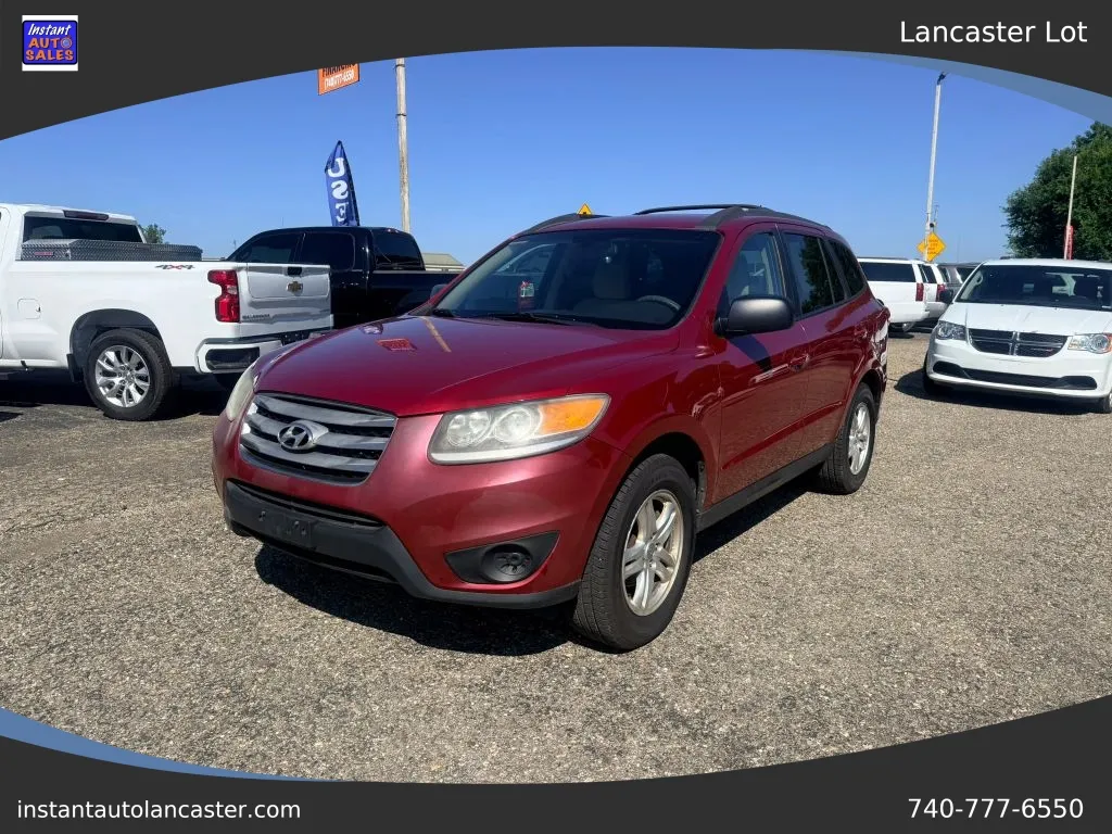 Red 2012 Hyundai Santa Fe GLS Sport Utility 4D for sale in Lancaster, OH