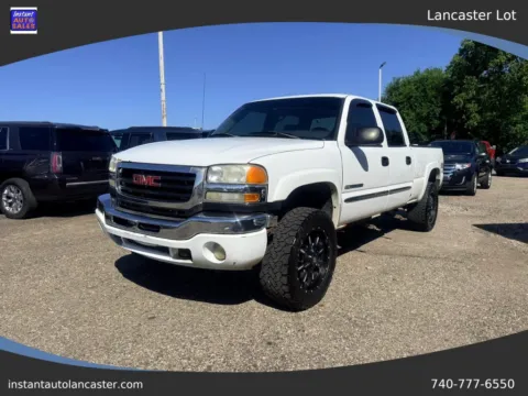 2004 GMC Sierra 2500 HD Crew Cab SLE Pickup 4D 6 1/2 ft for sale in Lancaster, OH