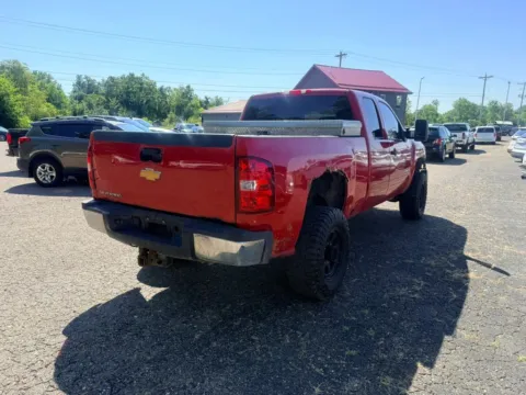 More photos of 2013 Chevrolet Silverado 2500 HD Extended Cab LT Pickup 4D 6 1/2 ft at Instant Auto Sales Lancaster, OH