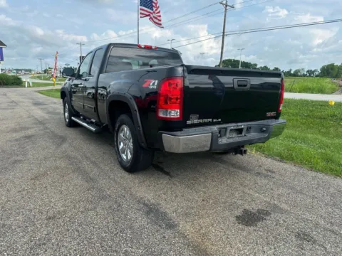 More photos of 2013 GMC Sierra 1500 Extended Cab SLE Pickup 4D 6 1/2 ft at Instant Auto Sales Lancaster, OH