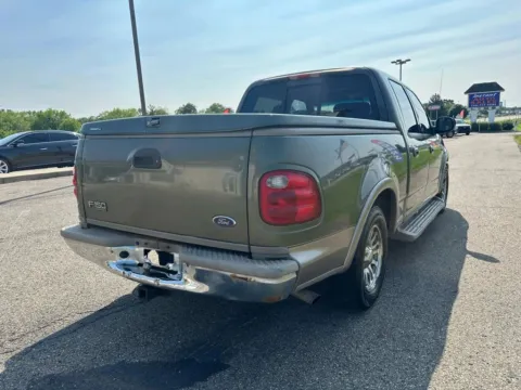 More photos of 2001 Ford F-150 SuperCrew Cab King Ranch Short Bed 4D at Instant Auto Sales Lancaster, OH