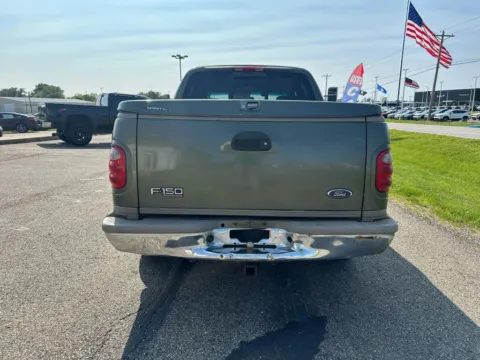 More photos of 2001 Ford F-150 SuperCrew Cab King Ranch Short Bed 4D at Instant Auto Sales Lancaster, OH