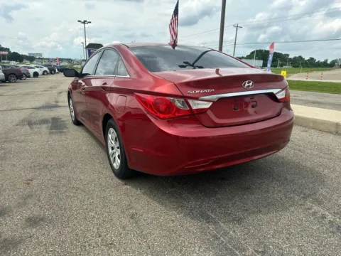 More photos of 2013 Hyundai Sonata GLS Sedan 4D at Instant Auto Sales Lancaster, OH