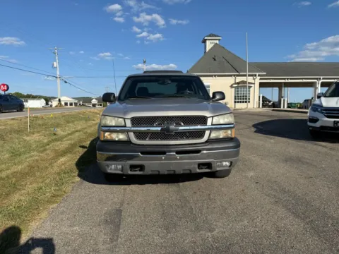 Photos of 2005 Chevrolet Silverado 1500 Crew Cab Z71 Pickup 4D 5 3/4 ft for sale in Lancaster, OH at Instant Auto Sales Lancaster