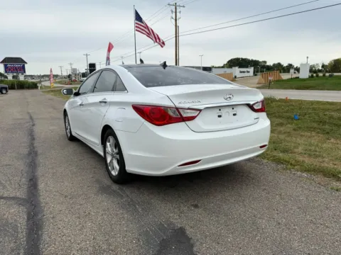 More photos of 2012 Hyundai Sonata Limited Sedan 4D at Instant Auto Sales Lancaster, OH