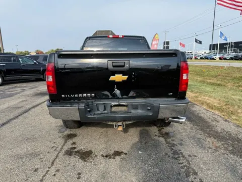 More photos of 2013 Chevrolet Silverado 1500 Crew Cab LT Pickup 4D 5 3/4 ft at Instant Auto Sales Lancaster, OH