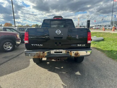 More photos of 2008 Nissan Titan Crew Cab LE Pickup 4D 5 1/2 ft at Instant Auto Sales Lancaster, OH