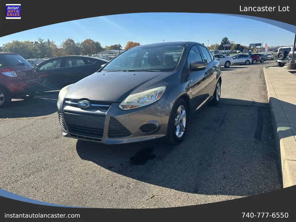 Gray 2013 Ford Focus SE Sedan 4D for sale in Lancaster, OH