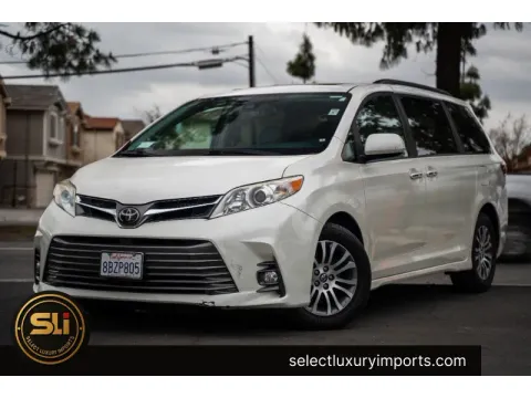 Red 2018 Toyota Sienna XLE 8-Passenger for sale in Ontario, CA