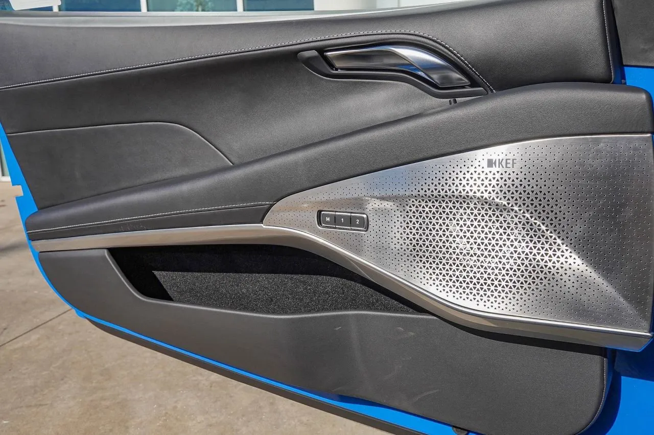 2026 Lotus Emira - Photo 27