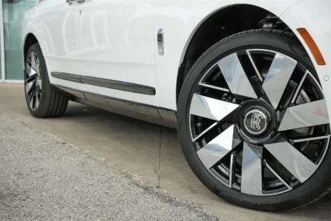 Photos of 2026 Rolls-Royce Cullinan for sale in Austin, TX at Rolls-Royce Motorcars Austin