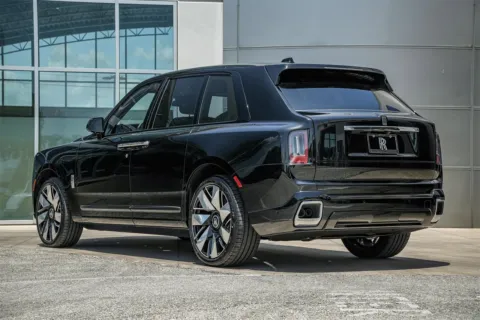 Photos of 2025 Rolls-Royce Cullinan for sale in Austin, TX at Rolls-Royce Motorcars Austin