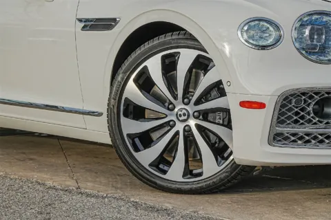 Photos of 2021 Bentley Flying Spur V8 for sale in Austin, TX at Hi Tech Luxury Collection