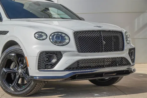 More photos of 2023 Bentley Bentayga S at Hi Tech Luxury Collection, TX