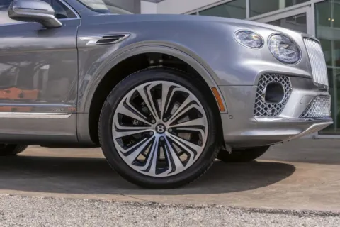 More photos of 2023 Bentley Bentayga EWB Azure First Edition at Hi Tech Luxury Collection, TX