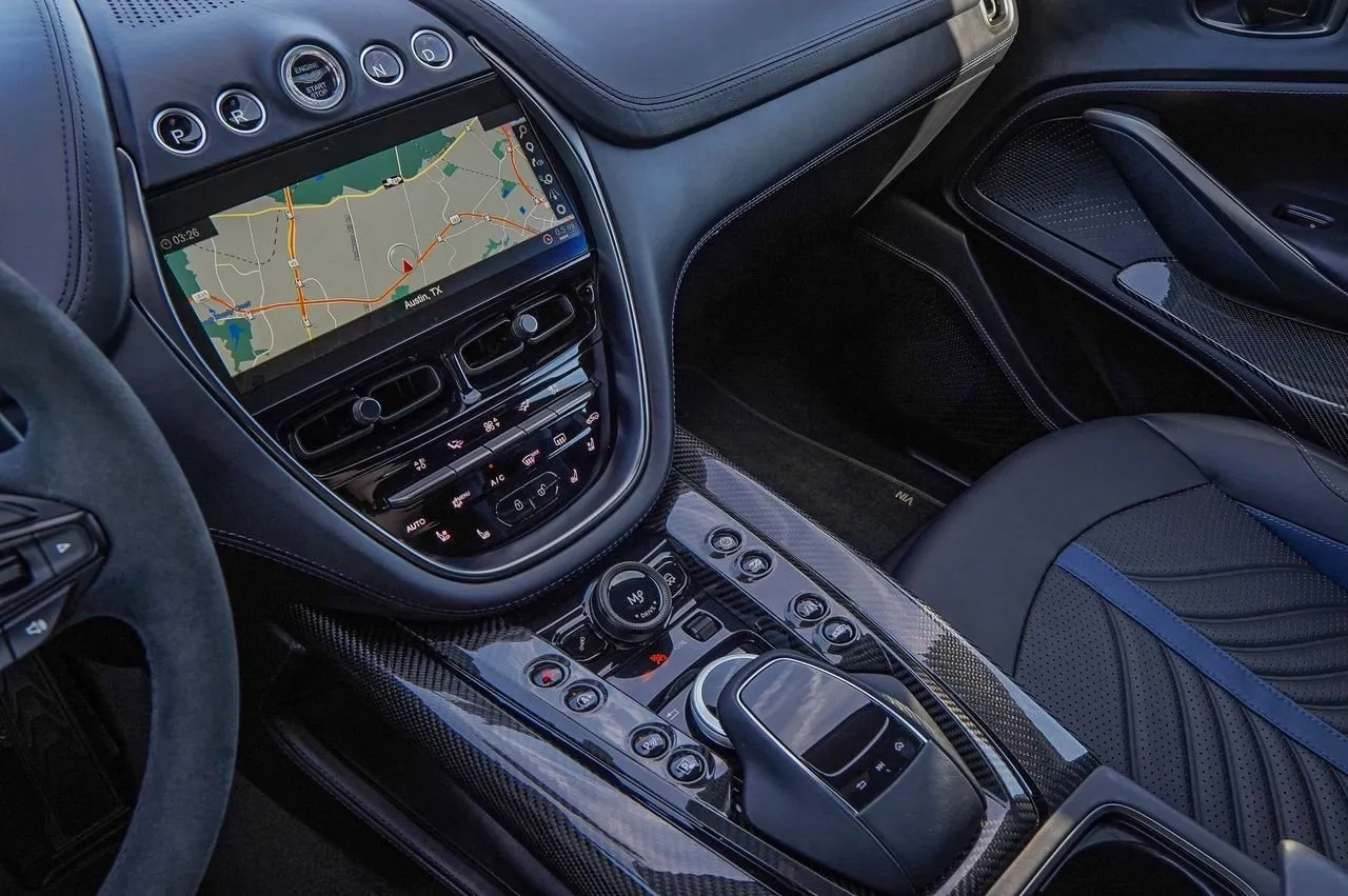 2024 Aston Martin DBX 707 - Photo 27