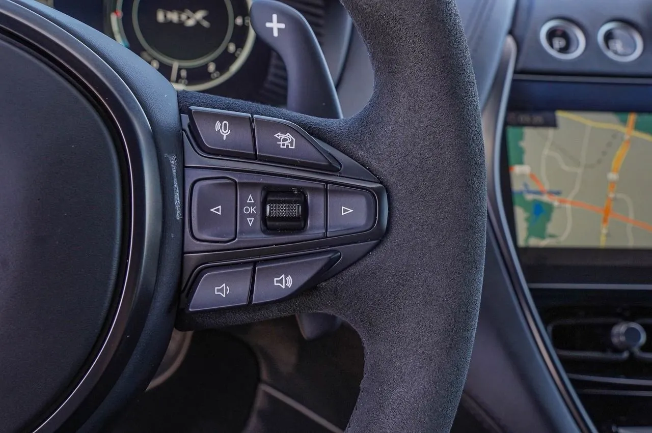 2024 Aston Martin DBX 707 - Photo 23