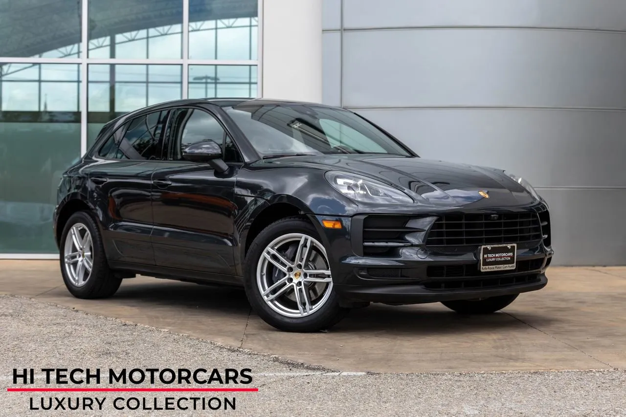 2021 Porsche Macan -'s photo