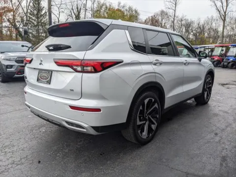 More photos of 2024 Mitsubishi Outlander SE 2WD at Gahanna Auto Sales, OH