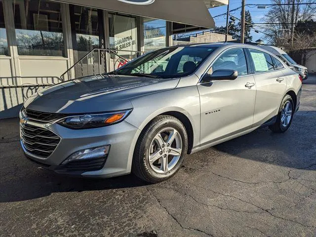 Gray 2023 Chevrolet Malibu LT for sale in Gahanna, OH