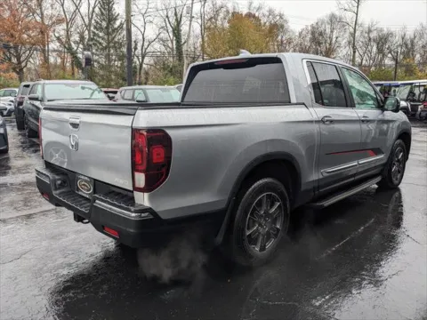 More photos of 2017 Honda Ridgeline RTL-T at Gahanna Auto Sales, OH