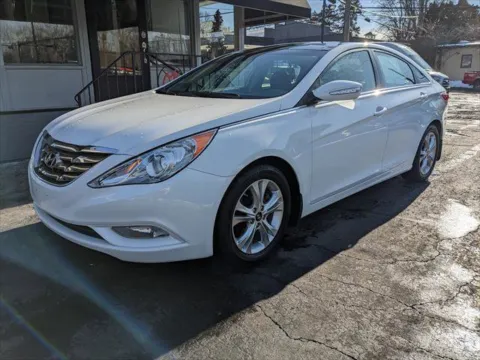 White 2012 Hyundai Sonata 2.4L Limited for sale in Gahanna, OH
