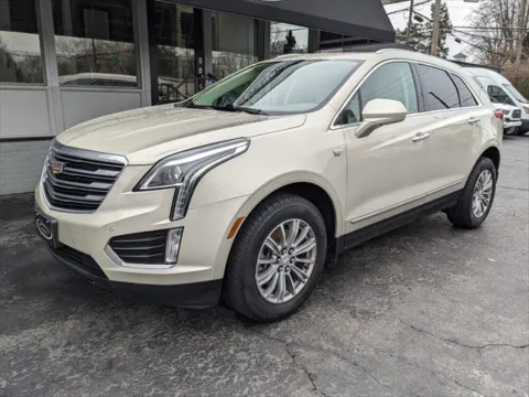 Silver 2017 Cadillac XT5 Luxury FWD for sale in Gahanna, OH