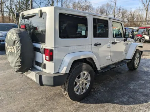 More photos of 2014 Jeep Wrangler Unlimited Sahara at Gahanna Auto Sales, OH