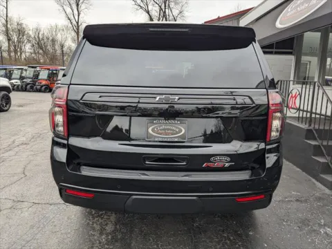 More photos of 2024 Chevrolet Suburban RST at Gahanna Auto Sales, OH