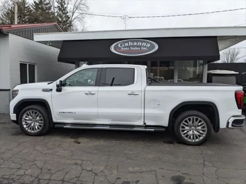 Photos of 2022 GMC Sierra 1500 Denali for sale in Gahanna, OH at Gahanna Auto Sales