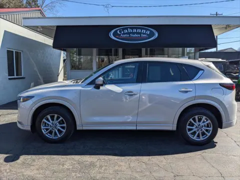 Photos of 2025 Mazda CX-5 2.5 S Preferred Package for sale in Gahanna, OH at Gahanna Auto Sales