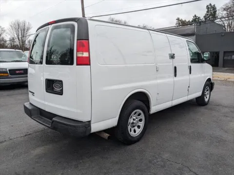 More photos of 2013 Chevrolet Express Cargo Van 1500 Cargo at Gahanna Auto Sales, OH