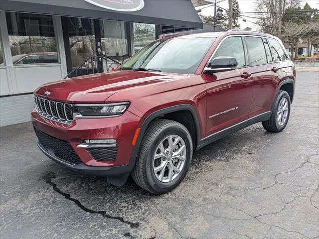 Red 2022 Jeep Grand Cherokee Limited for sale in Gahanna, OH