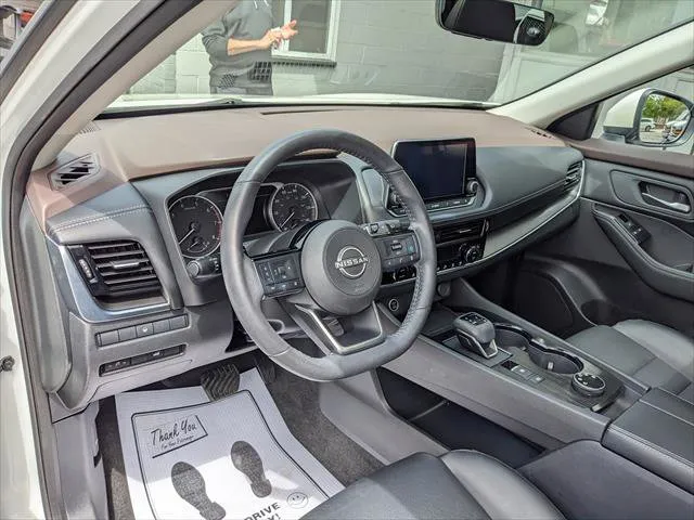 2023 Nissan Rogue SV - Photo 10