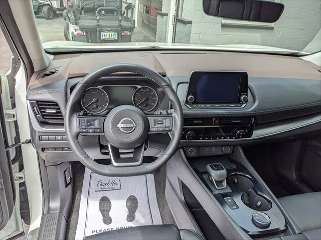 2023 Nissan Rogue SV - Photo 15