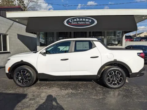 Photos of 2024 Hyundai Santa Cruz SE for sale in Gahanna, OH at Gahanna Auto Sales