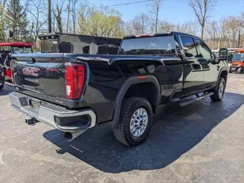 More photos of 2021 GMC Sierra 2500HD SLE at Gahanna Auto Sales, OH
