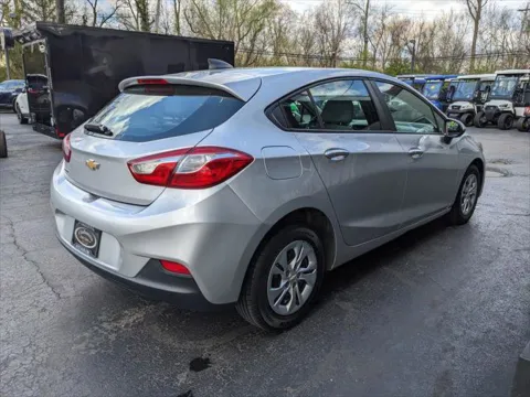 More photos of 2019 Chevrolet Cruze LS at Gahanna Auto Sales, OH