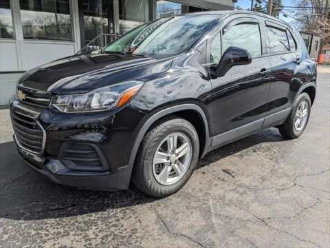 Black 2020 Chevrolet Trax LS for sale in Gahanna, OH