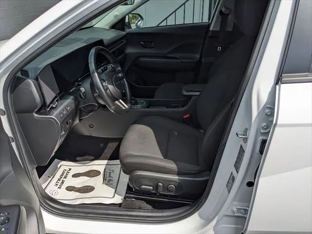 2024 Hyundai Kona SEL - Photo 9