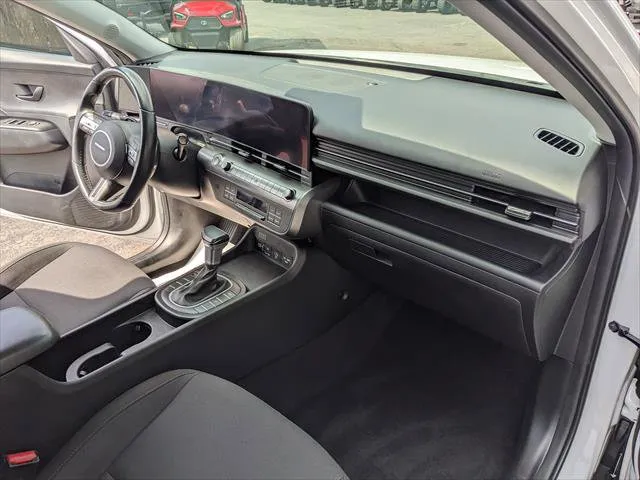 2024 Hyundai Kona SEL - Photo 18