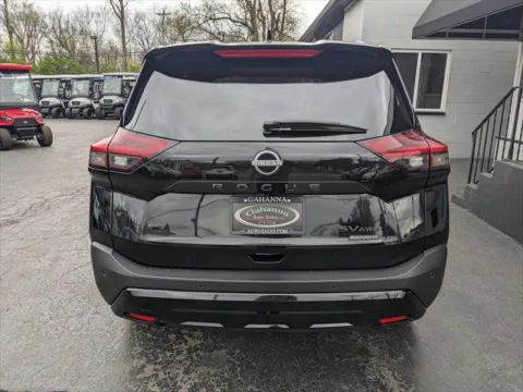 More photos of 2023 Nissan Rogue SV at Gahanna Auto Sales, OH
