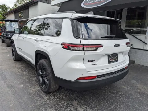 Another view of 2023 Jeep Grand Cherokee L Altitude for sale in Gahanna, OH at Gahanna Auto Sales