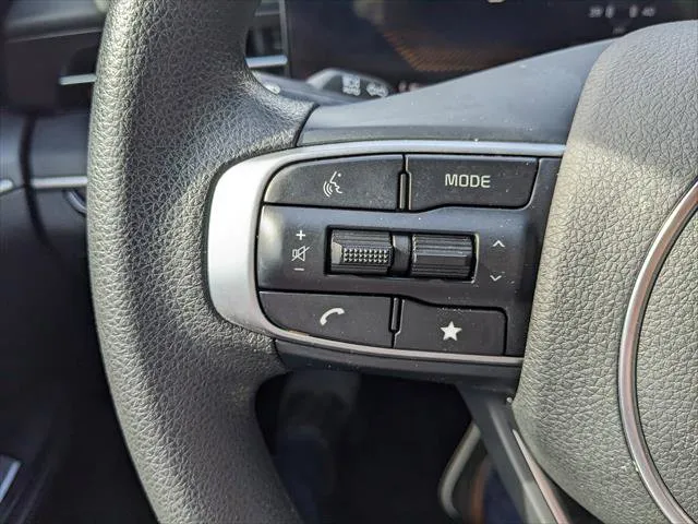 Kia K5 photo 26