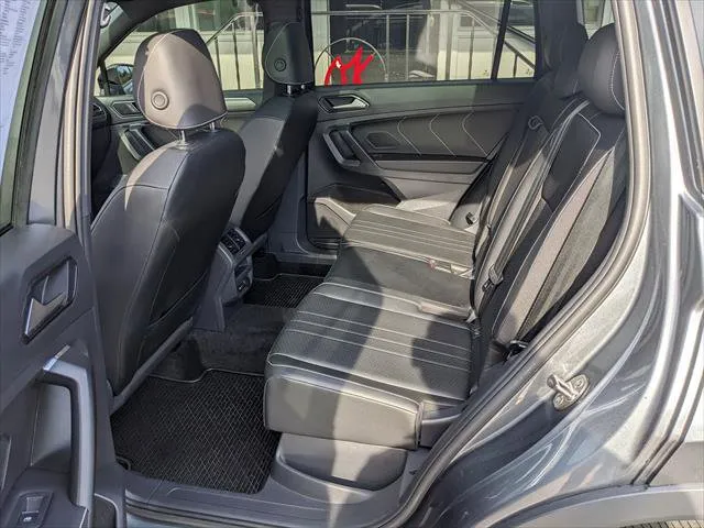 2023 Volkswagen Tiguan SE R-LINE BLACK - Photo 12