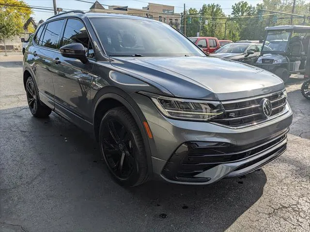 2023 Volkswagen Tiguan SE R-LINE BLACK - Photo 6