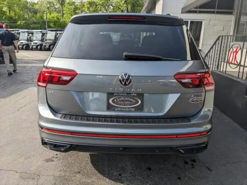 More photos of 2023 Volkswagen Tiguan SE R-Line Black at Gahanna Auto Sales, OH