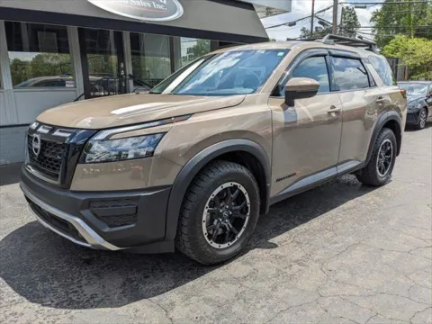 Beige 2024 Nissan Pathfinder Rock Creek for sale in Gahanna, OH